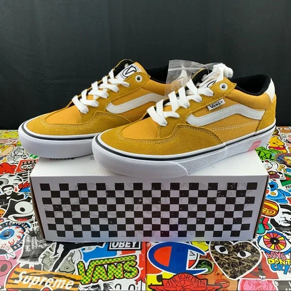 Vans Rowan Golden Glow Suede 8.5 Womens